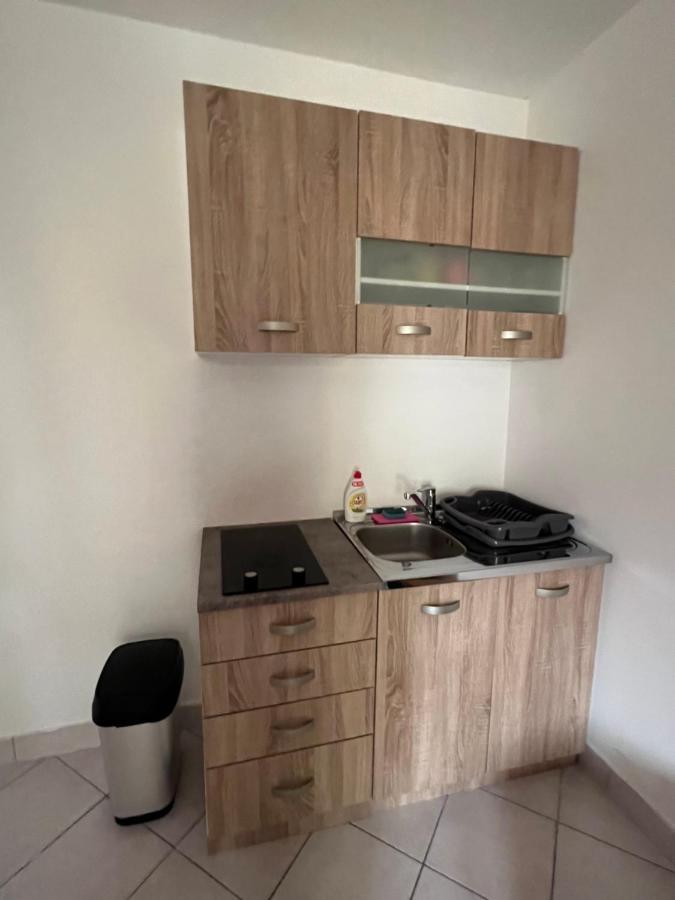 Ksenia Guesthouse Apartments And Studios Budva Extérieur photo