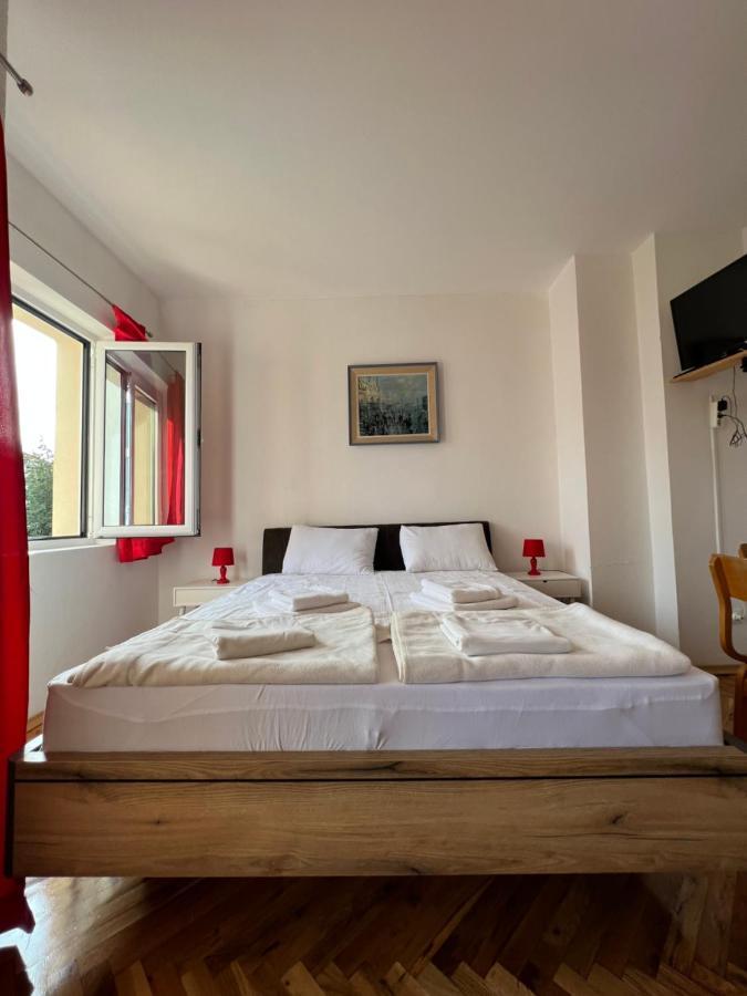 Ksenia Guesthouse Apartments And Studios Budva Extérieur photo