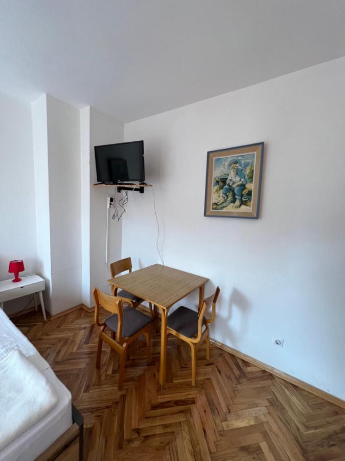 Ksenia Guesthouse Apartments And Studios Budva Extérieur photo