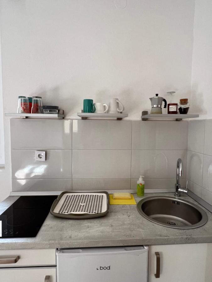 Ksenia Guesthouse Apartments And Studios Budva Extérieur photo