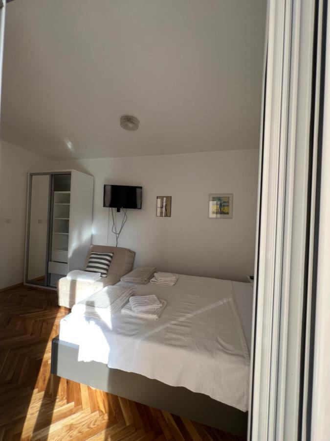 Ksenia Guesthouse Apartments And Studios Budva Extérieur photo