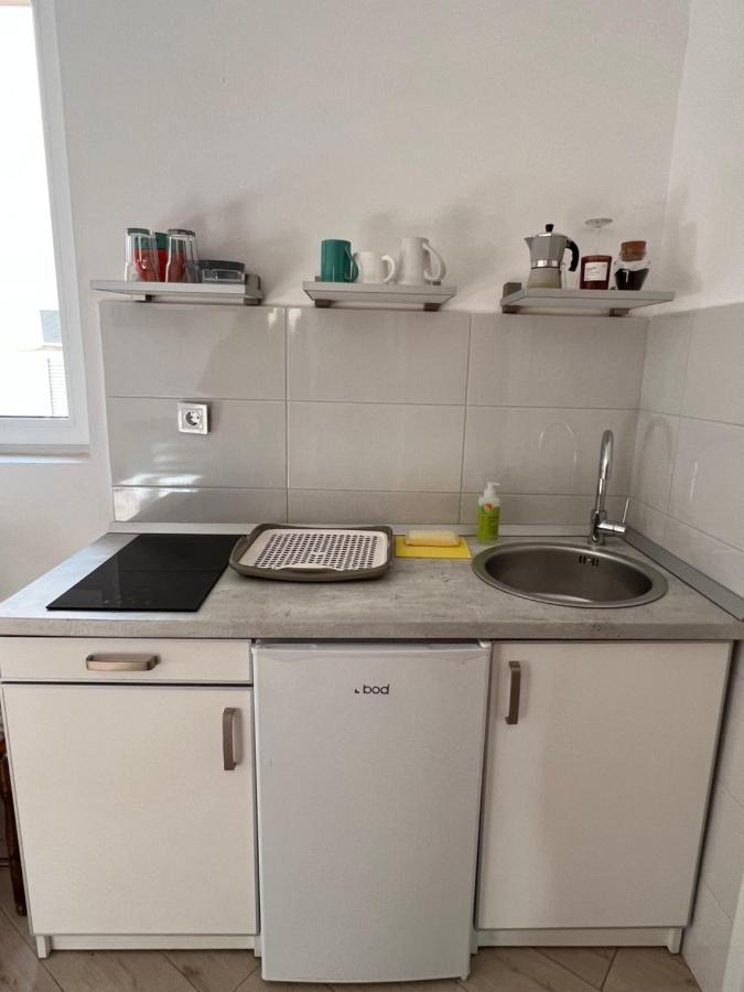 Ksenia Guesthouse Apartments And Studios Budva Extérieur photo