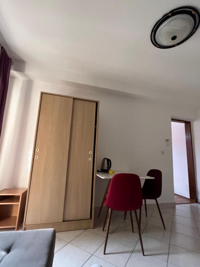 Ksenia Guesthouse Apartments And Studios Budva Extérieur photo