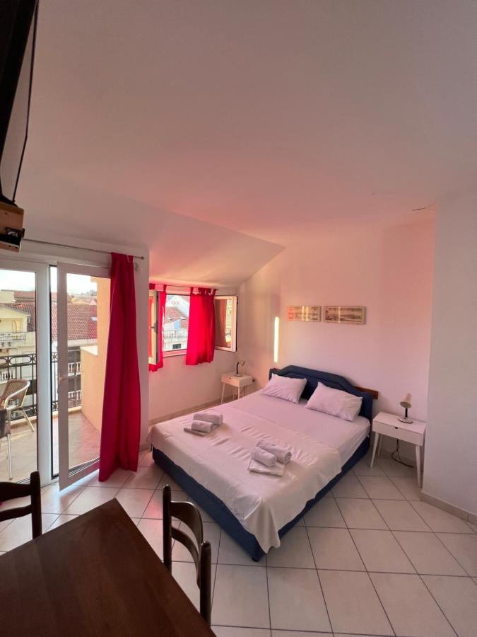 Ksenia Guesthouse Apartments And Studios Budva Extérieur photo