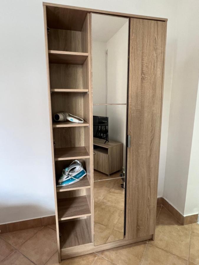 Ksenia Guesthouse Apartments And Studios Budva Extérieur photo