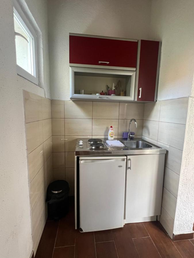 Ksenia Guesthouse Apartments And Studios Budva Extérieur photo